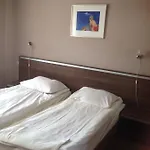 Hotel Montana 2*