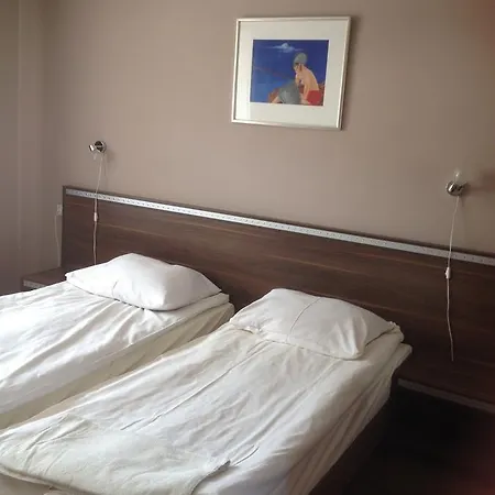Hotel Montana 2*